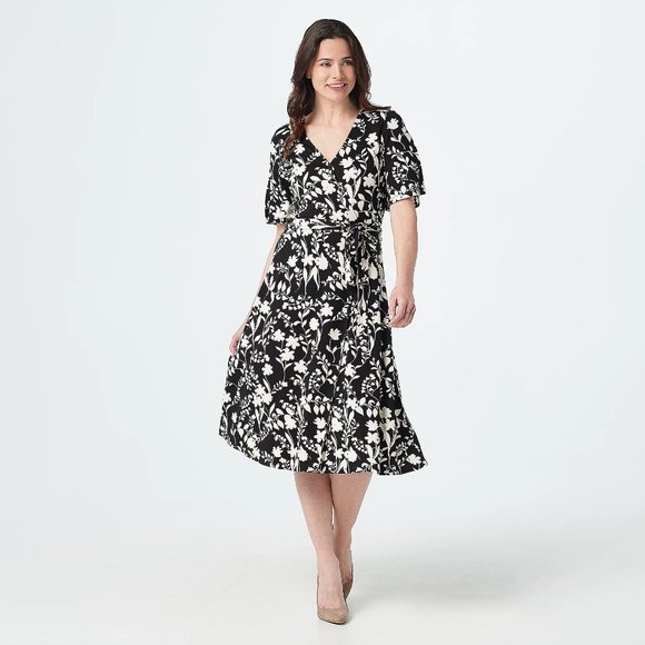 Isaac Mizrahi Dresses & Skirts - NWOT - Women's Petite Floral Printed Wrap Dress